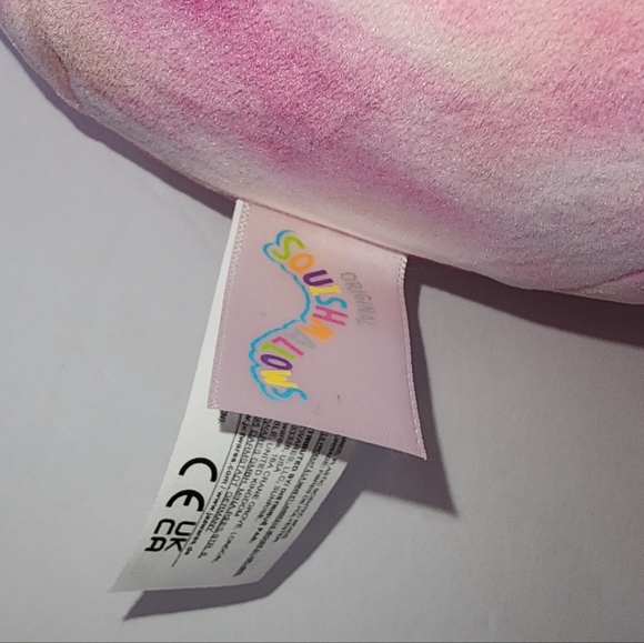 PIPER 8” 🐧 Scented Pink Penguin Mystery Capsule Original Squishmallows - Picture 3 of 5